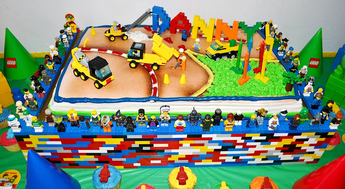 Лего для мальчиков 10 лет на день рождения