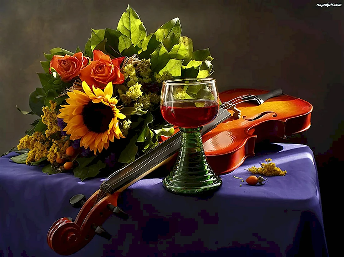 Скрипка в цветах