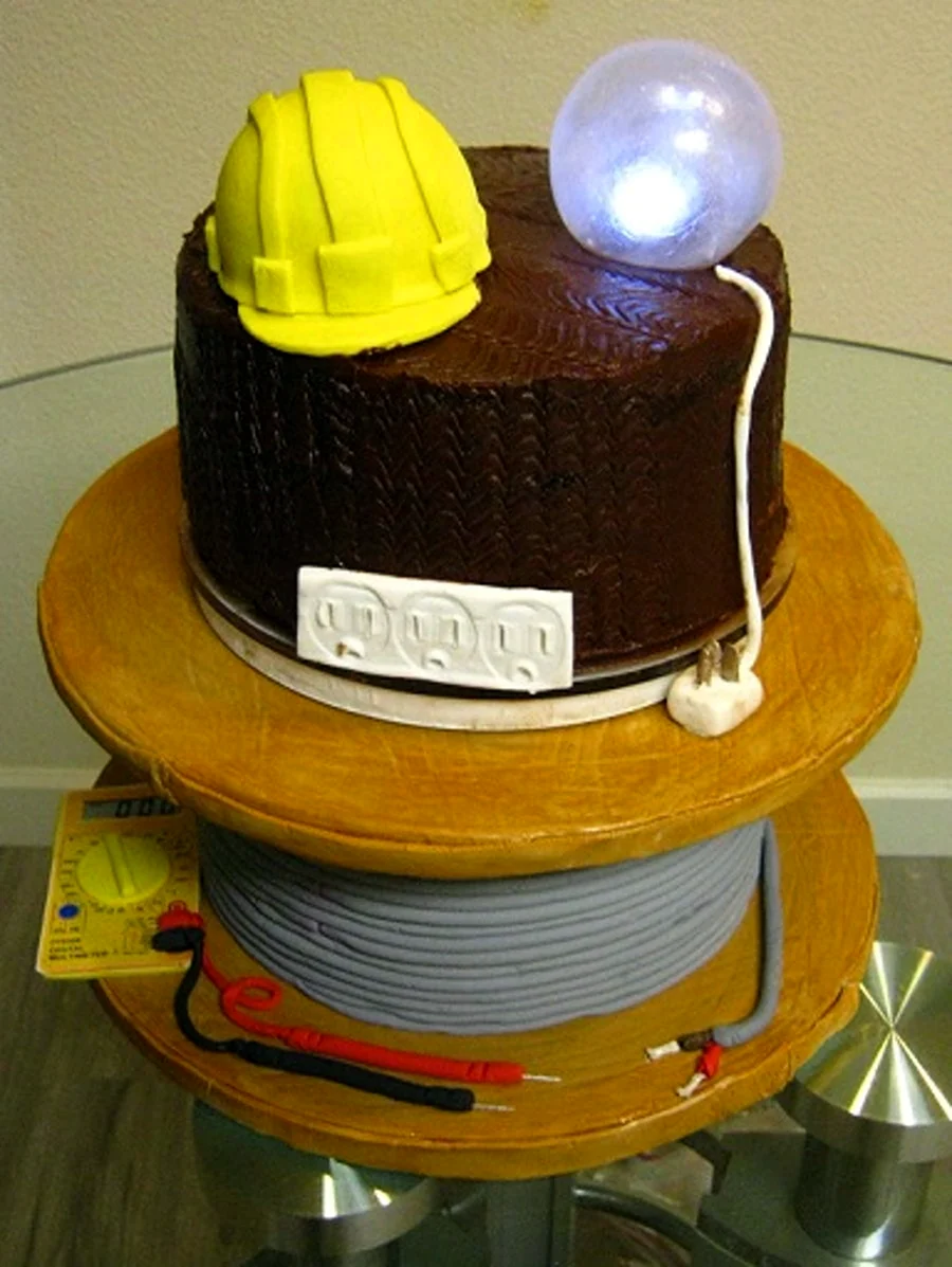 Торт для электрика