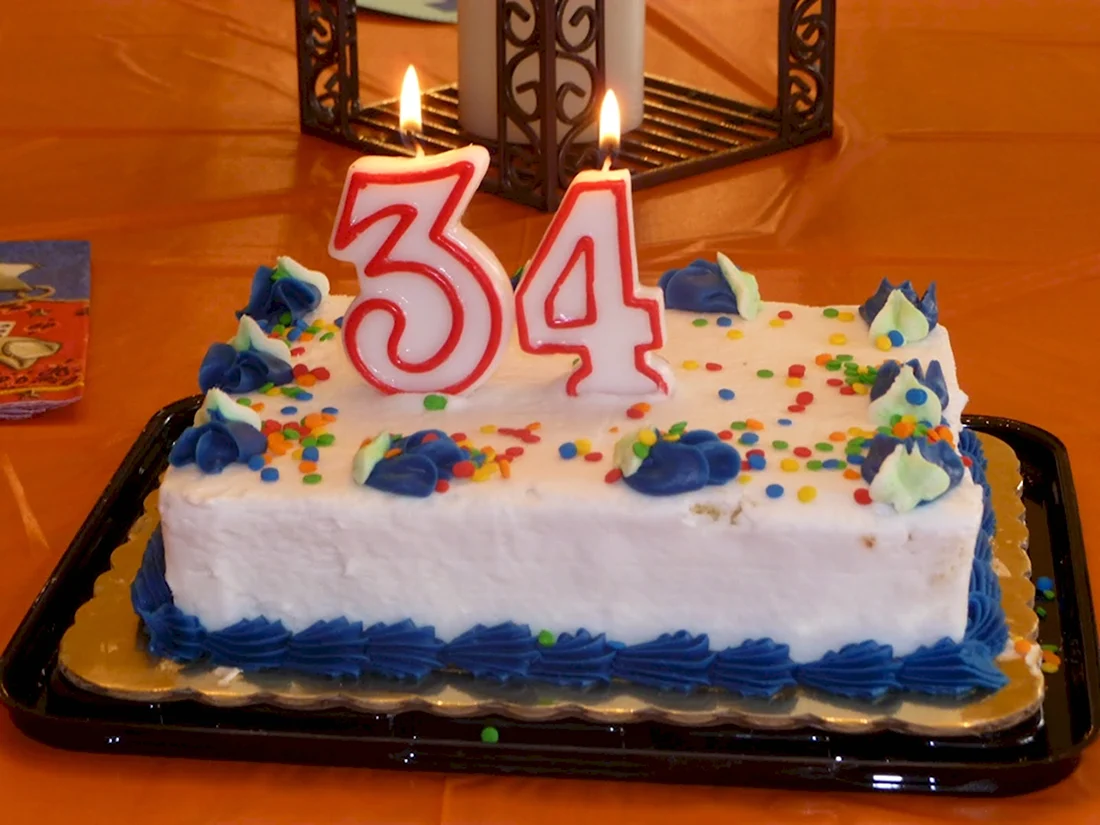 Торт на день рождения 34