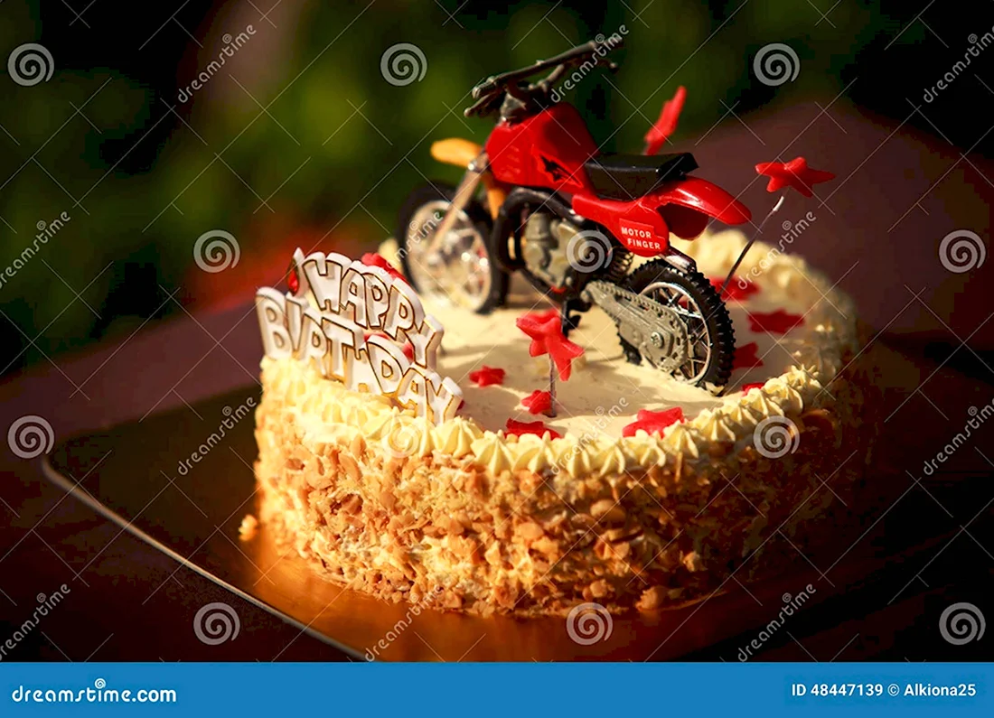 Торт с красным мотоциклом