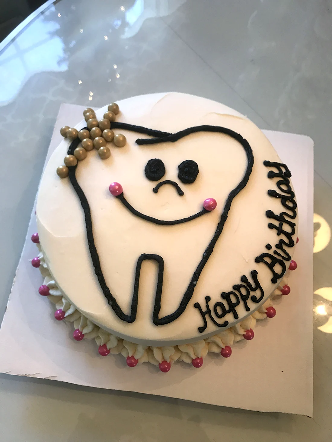 Украшение торта для стоматолога