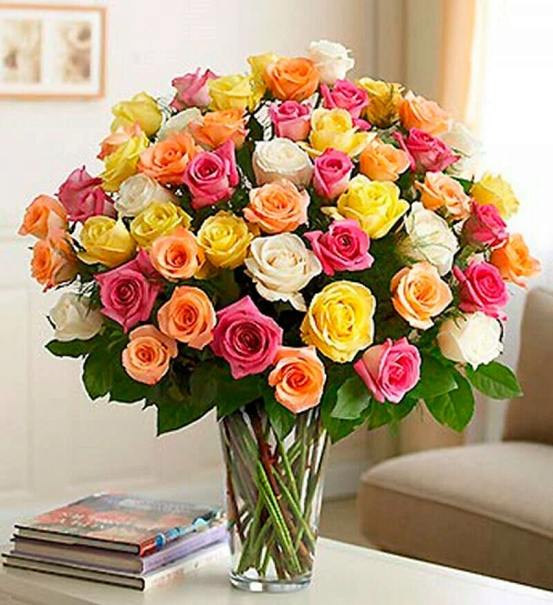 Букет разноцветных роз с днем рождения