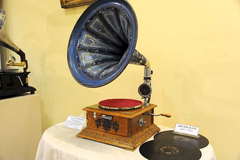 Граммофон 19 века