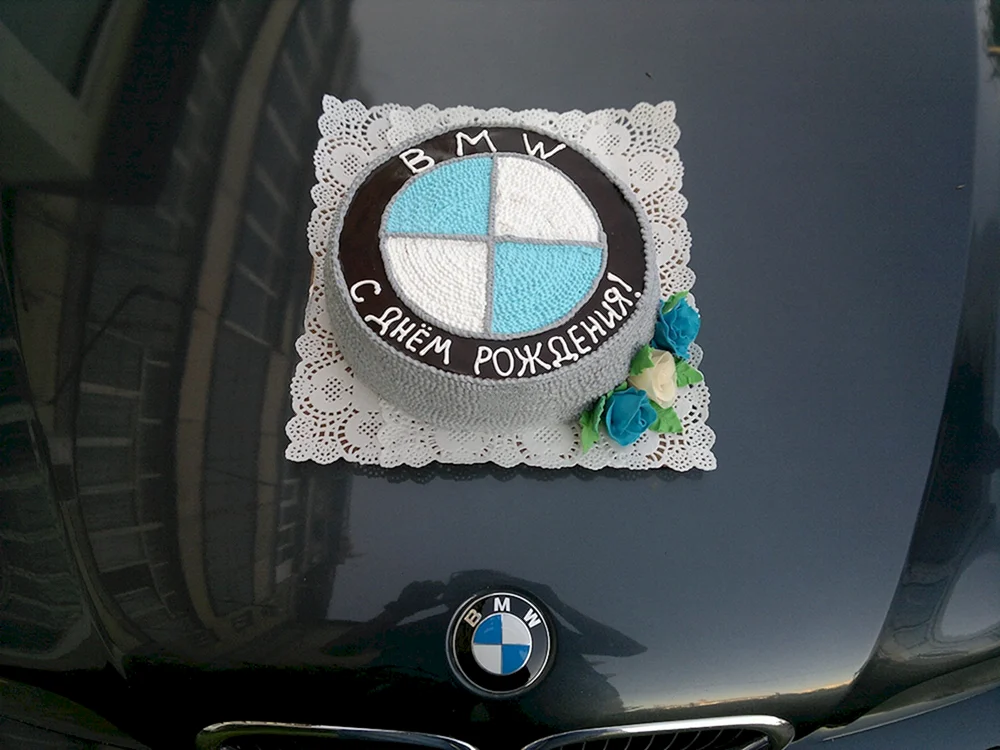 Торт BMW i8